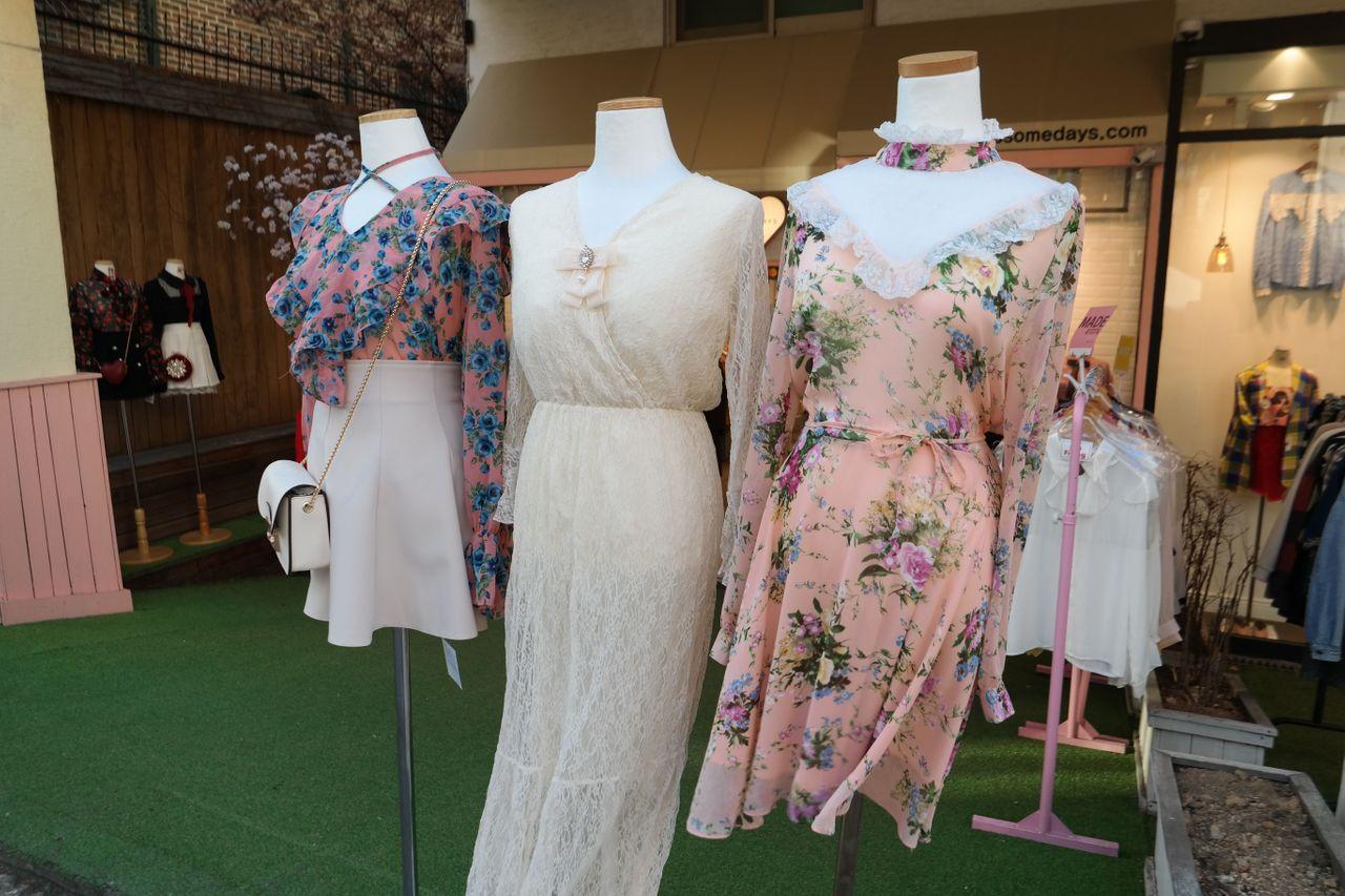 Korean Online Brands | Flagship Stores in Hongdae | Experience the famous Korean online shops at offline stores now!